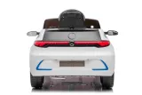 samochod-ramiz-bialy-wiek-dziecka-3-lata