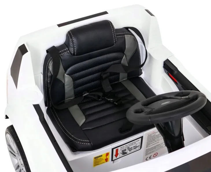 samochod-land-rover-bialy-marka-land-rover-wiek-dziecka-3-lata