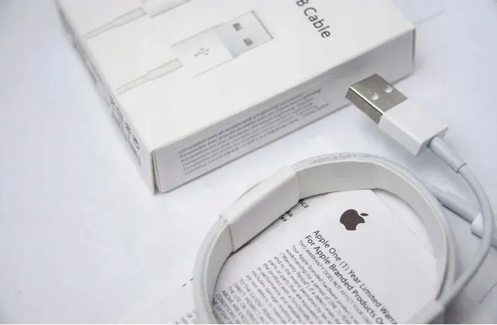 kabel-apple-usb-apple-lightning-2-m-bialy-kod-producenta-md819zm-a