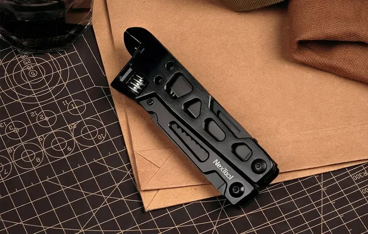 multitool-nextool-ne20131-9w1-czarny-waga-320-g
