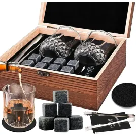 zestaw-prezentowy-do-whisky-szklanki-kamienie