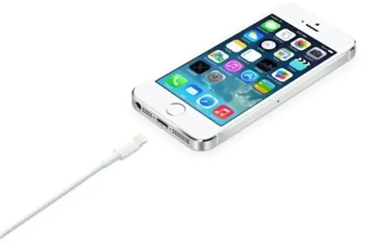 kabel-apple-usb-apple-lightning-2-m-bialy-maksymalne-obciazenie-w-13-20w