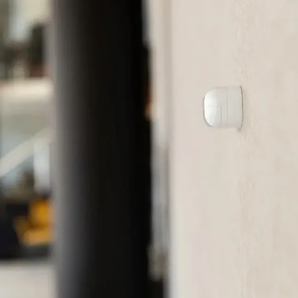 shelly-blu-motion-czujnik-ruchu-bluetooth-cechy-dodatkowe-alarm-dzwiekowy