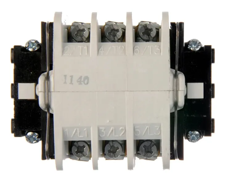 stycznik-legrand-5904182639902-waga-z-opakowaniem-7-kg