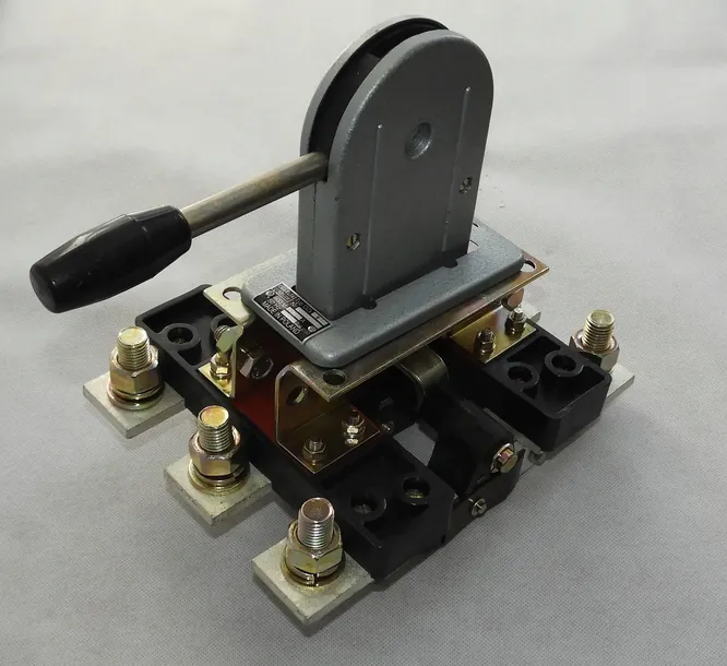 stycznik-legrand-5904182639902-dlugosc-0-mm-rodzaj-stycznik