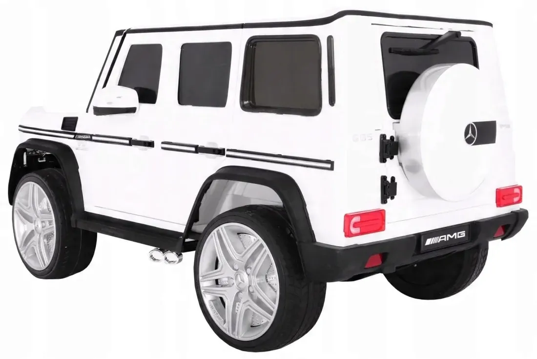 samochod-mercedes-bialy-marka-mercedes