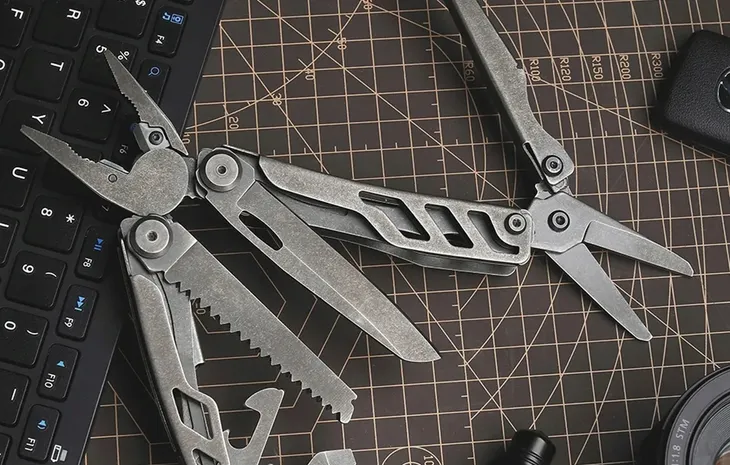 multitool-nextool-ne20120-16w1-szary-material-narzedzi-stal