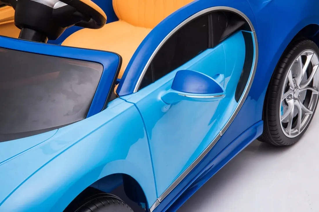 pojazd-bugatti-chiron-niebieski
