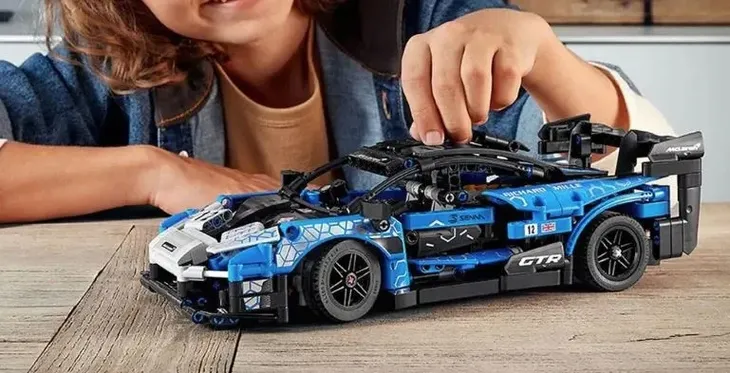 lego-technic-42123-mclaren-senna-gtr-marka-lego