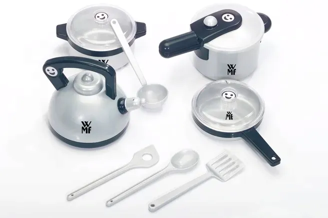 zestaw-garnkow-klein-wmf-8-el-bohater-brak