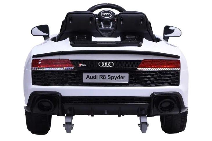 samochod-ramiz-bialy-marka-ramiz-wiek-dziecka-3-lata