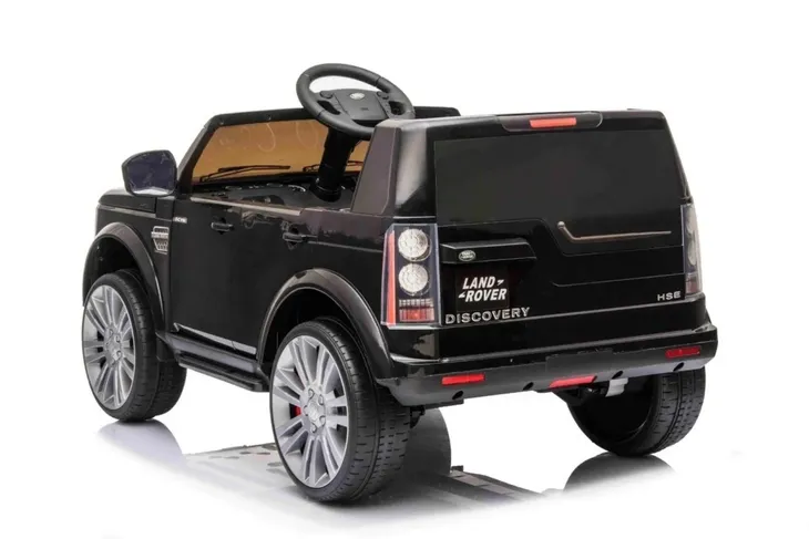 samochod-ramiz-czarny-wiek-dziecka-3-lata