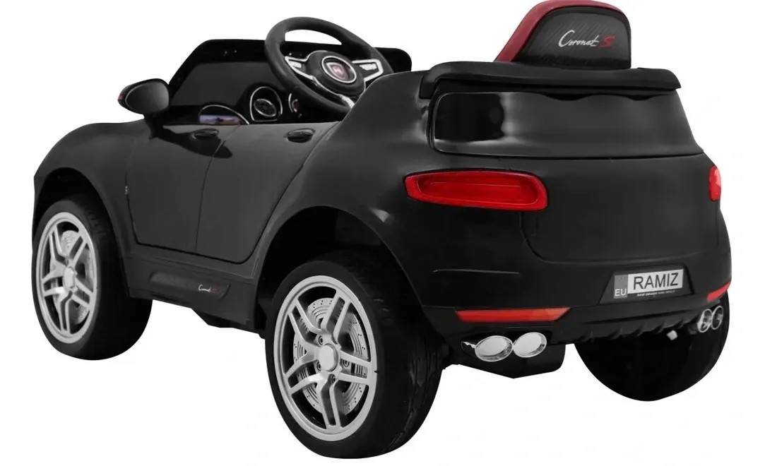 samochod-ramiz-czarny