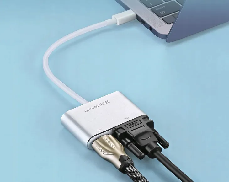 adapter-ugreen-usb-c-vga-hdmi-4k-waga-z-opakowaniem-0-15-kg