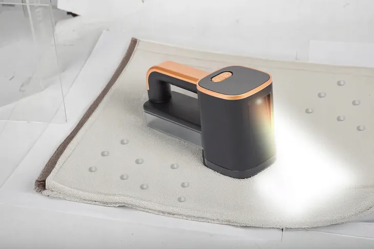 golarka-do-ubran-blow-lr-61-cechy-dodatkowe-nozyki-ze-stali-nierdzewnej