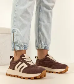 czekoladowe-skorzane-sneakersy-na-platformie-filippo