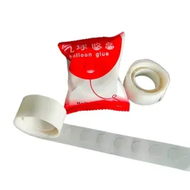 kropki-kleju-na-tasmie-do-balonow-dwustronne-rolka