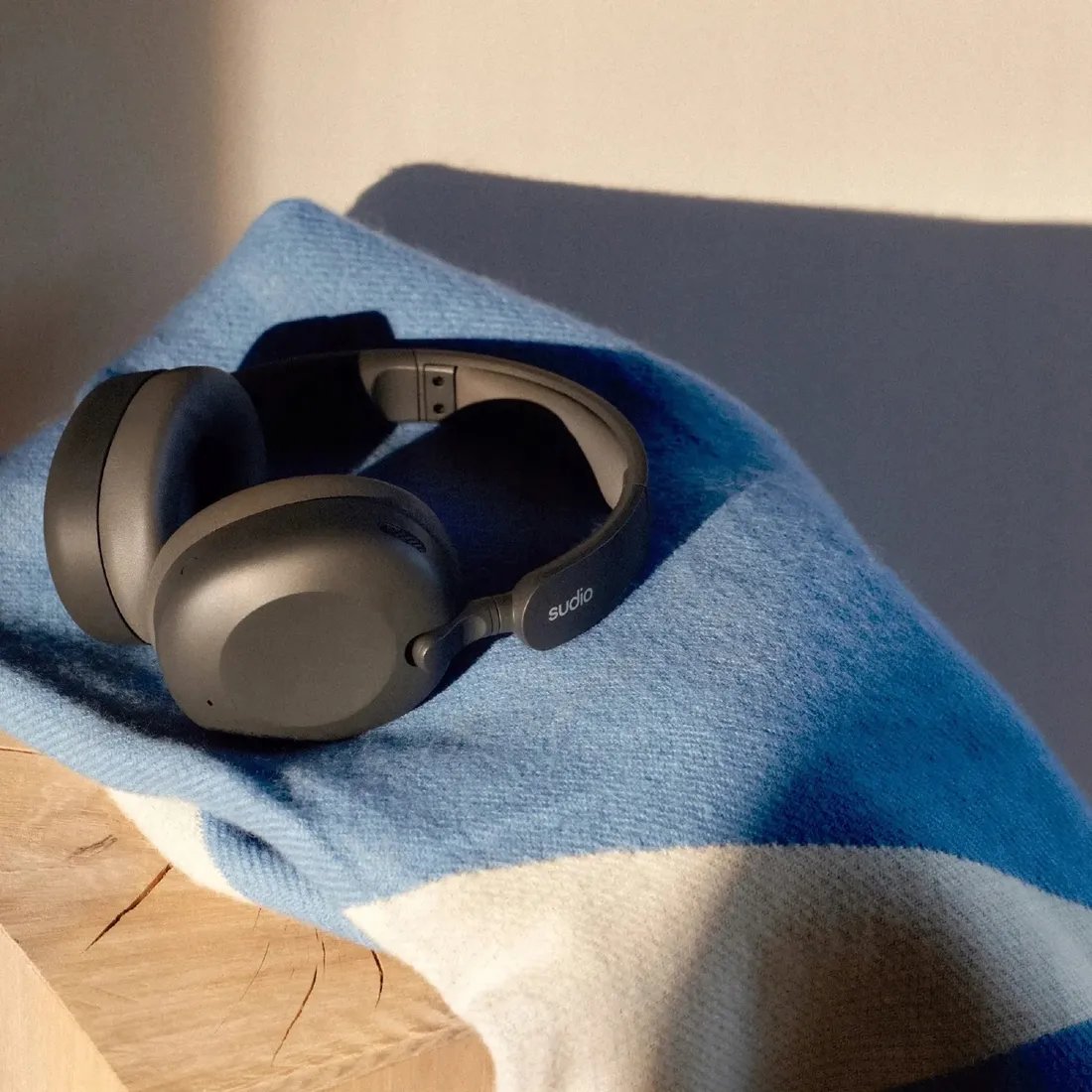 sluchawki-nauszne-sudio-k2-bluetooth