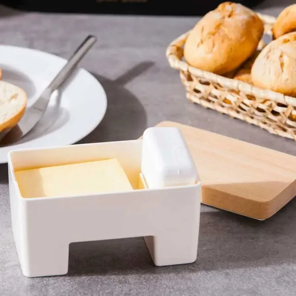 maselniczka-practic-plastik-bialy-linia-practic