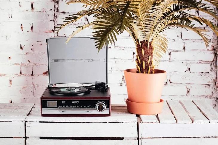 gramofon-camry-cr-1168-brazowy-zlacza-usb