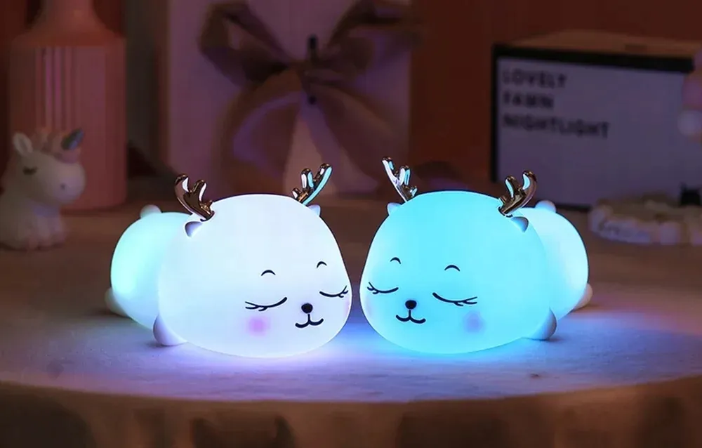 lampka-nocna-superfire-bialy