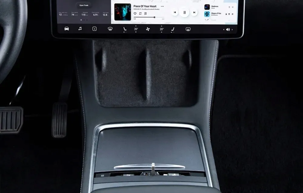 hub-baseus-t-space-z-kablem-usb-c-do-lightning-dla-tesla