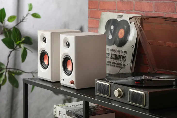 glosniki-2-0-edifier-mr3-biale-marka-edifier-waga-z-opakowaniem-5-1-kg