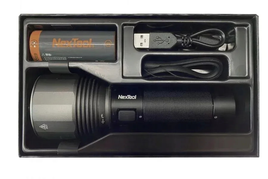 latarka-klasyczna-nextool-2000-lm-led