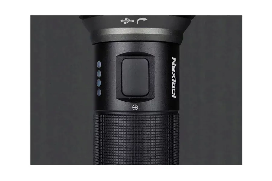 latarka-klasyczna-nextool-2000-lm-led