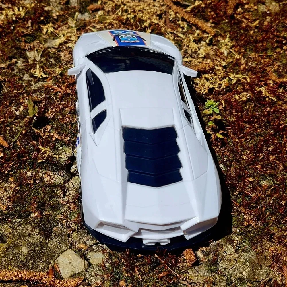 autko-policyjne-auto-lamborghini-duzy-samochod