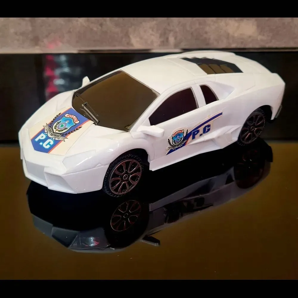 autko-policyjne-auto-lamborghini-duzy-samochod