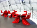 krzeslo-dankor-design-panton-czarny-polysk-kolor-obicia-czarny