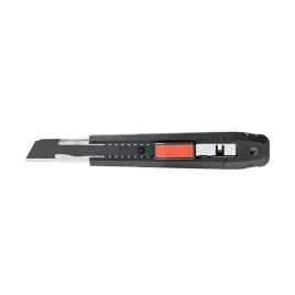 noz-czarny-pro-18mm-na-ostrza-lamane