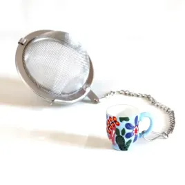 uroczy-zaparzacz-kulka-stal-nierdzewna-do-naparow-ziol-z-cudnym-kubeczkiem