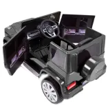 samochod-super-toys-czarny-marka-super-toys-wiek-dziecka-3-lata