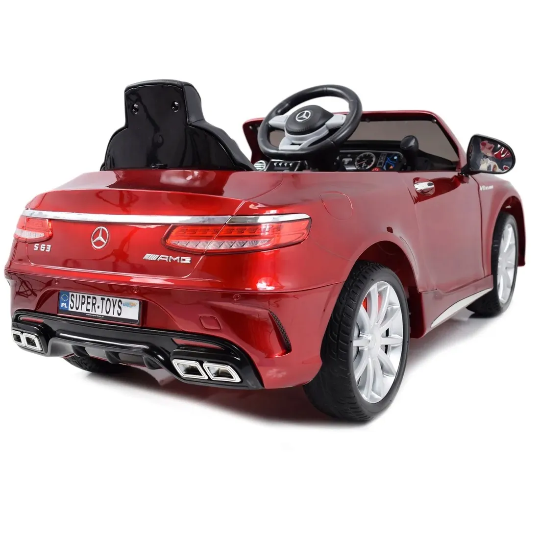 samochod-mercedes-czerwony