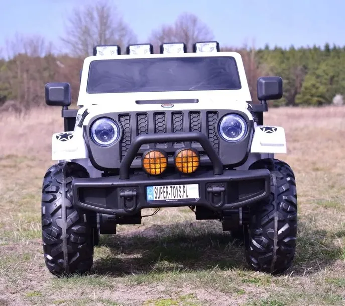 samochod-super-toys-bialy-kolor-bialy