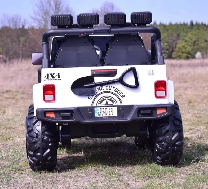 samochod-super-toys-bialy-szerokosc-pojazdu-48-cm