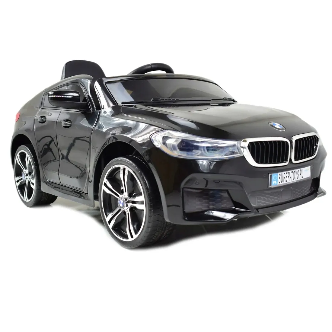 samochod-bmw-czarny