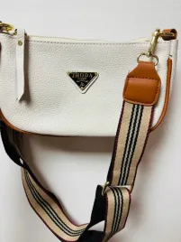 torebka-damska-crossbody-eko-skora-modna-elegancka