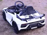 samochod-lamborghini-bialy-waga-z-opakowaniem-21-kg