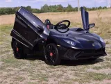 samochod-lamborghini-pomaranczowy-marka-lamborghini-kolor-pomaranczowy
