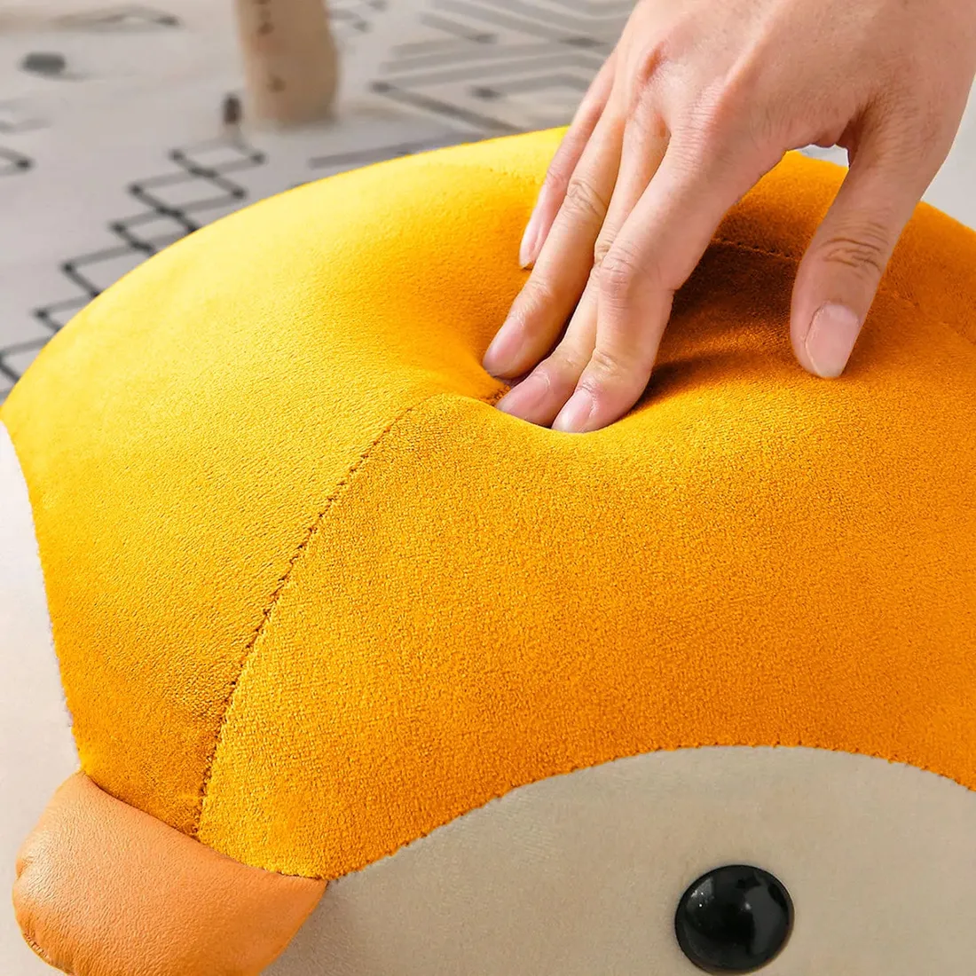 pufa-gockowiak-zolty