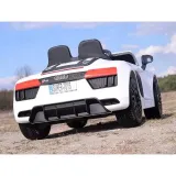 samochod-audi-bialy-kolor-bialy-marka-audi
