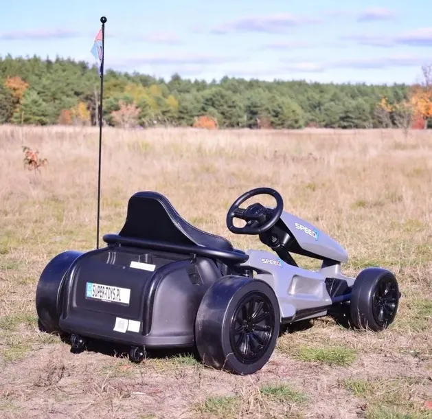 samochod-4toys-szary-marka-4toys-kolor-szary