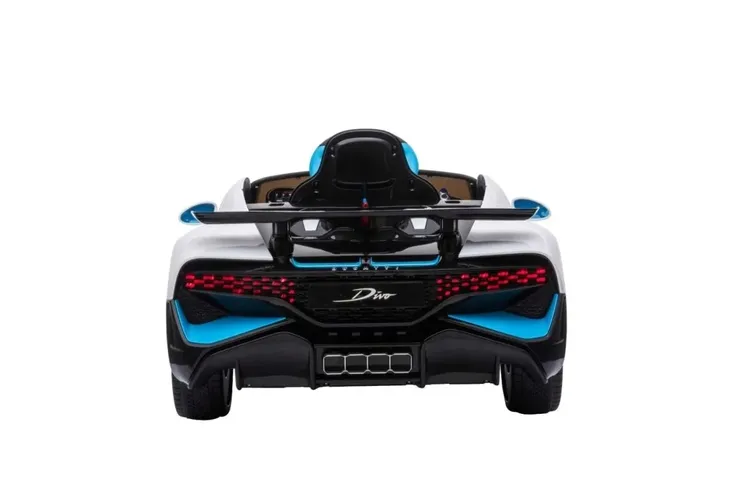 samochod-bugatti-czarny-niebieski-marka-bugatti