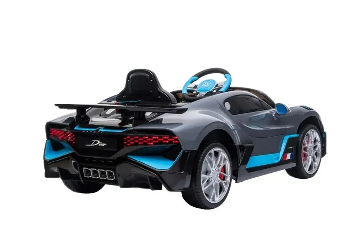 samochod-bugatti-czarny-niebieski-szerokosc-pojazdu-72-cm