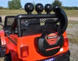 samochod-jeep-czerwony-marka-jeep-maksymalne-obciazenie-40-kg