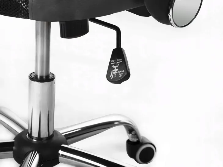 fotel-obrotowy-sofotel-czarny-glebokosc-siedziska-47-cm