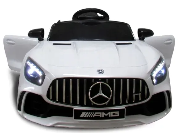 samochod-mercedes-bialy-liczba-drzwi-2